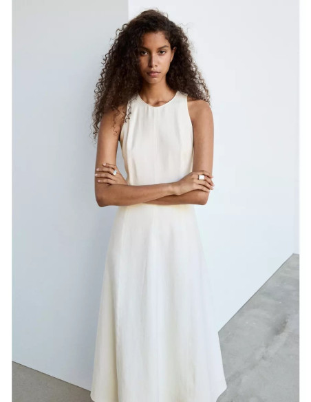 Vestido evasé detalle costuras