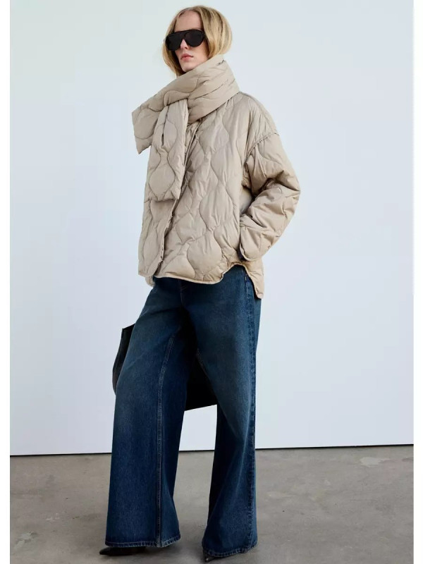 Quilted anorak with detachable scarf