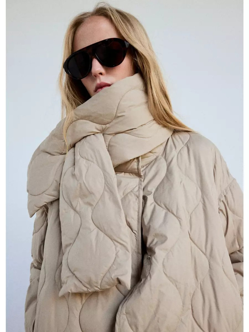 Anorak acolchado pañuelo extraible