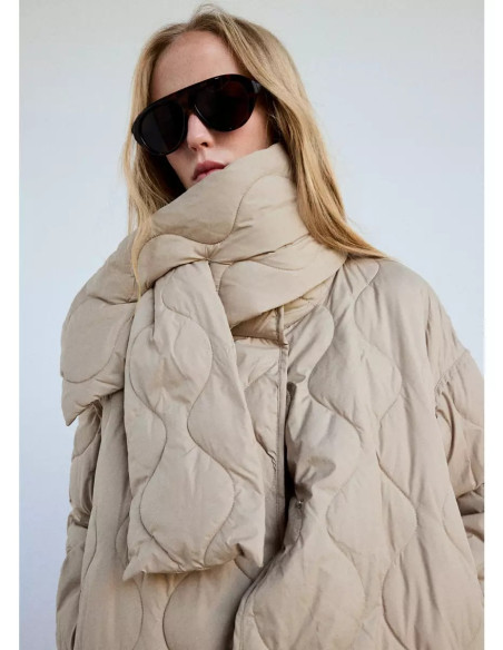 Anorak acolchado pañuelo extraible