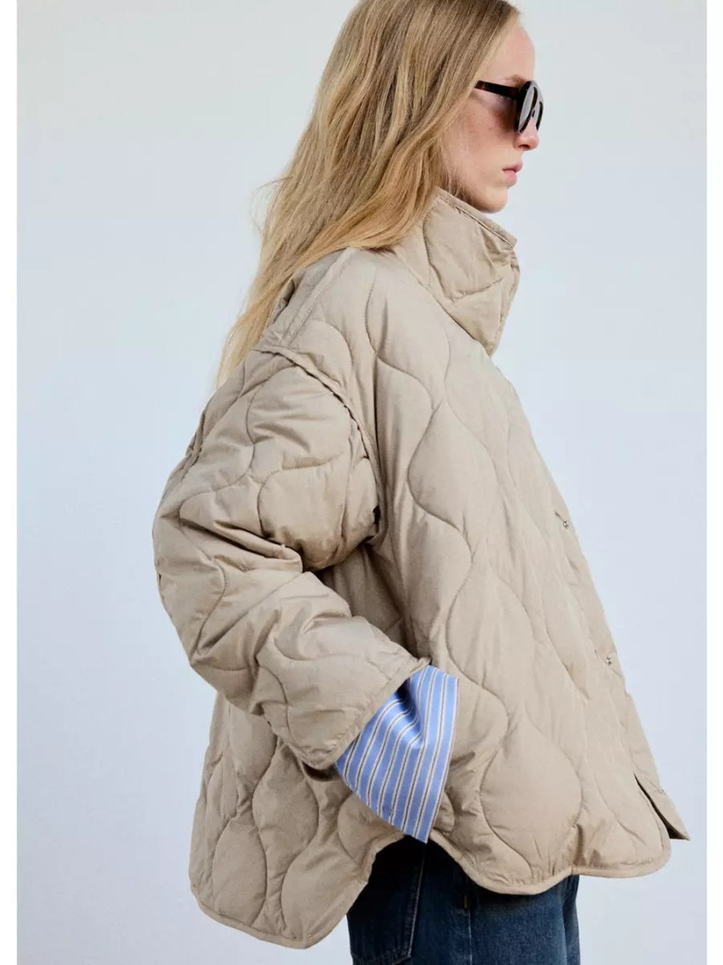 Anorak acolchado pañuelo extraible