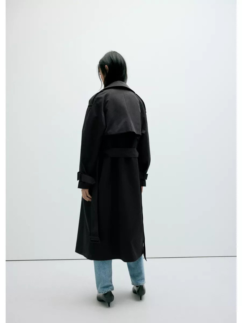 Trench largo doble botonadura